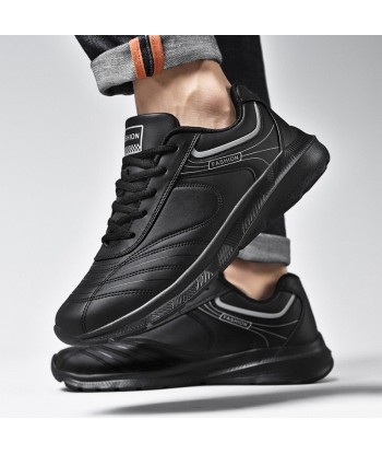 Zapatillas de senderismo para hombre Skoma. brillant des détails fins