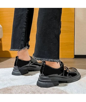 Mocasín ortopédico de charol negro para mujer con tacones. prix